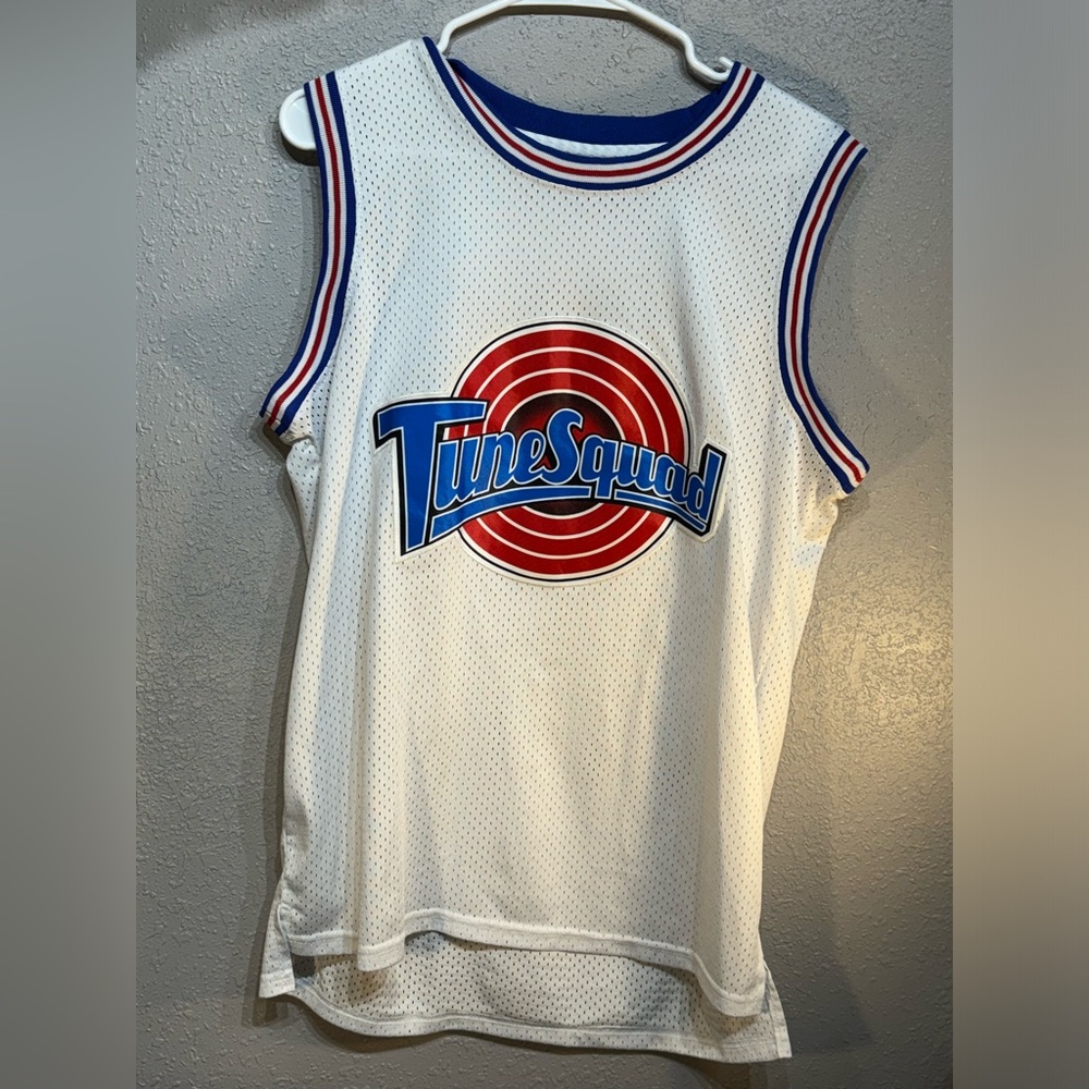 Lola jersey
